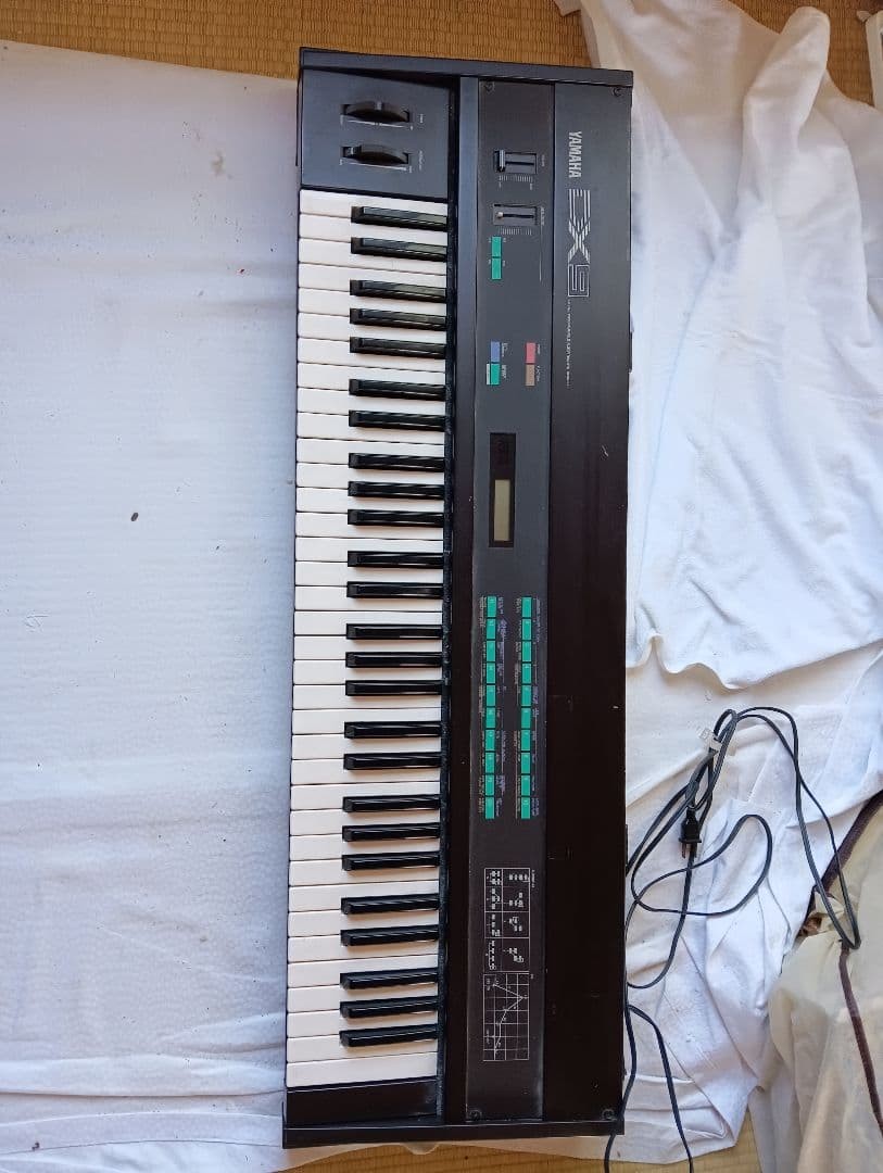 Yamaha DX9 Vintage FM Synthesizer 61-Key Tested Made in Japan