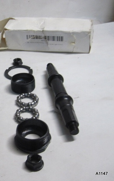 One Kit Steel Bicycle Square Cotterless Bottom Bracket Axle With Bearings