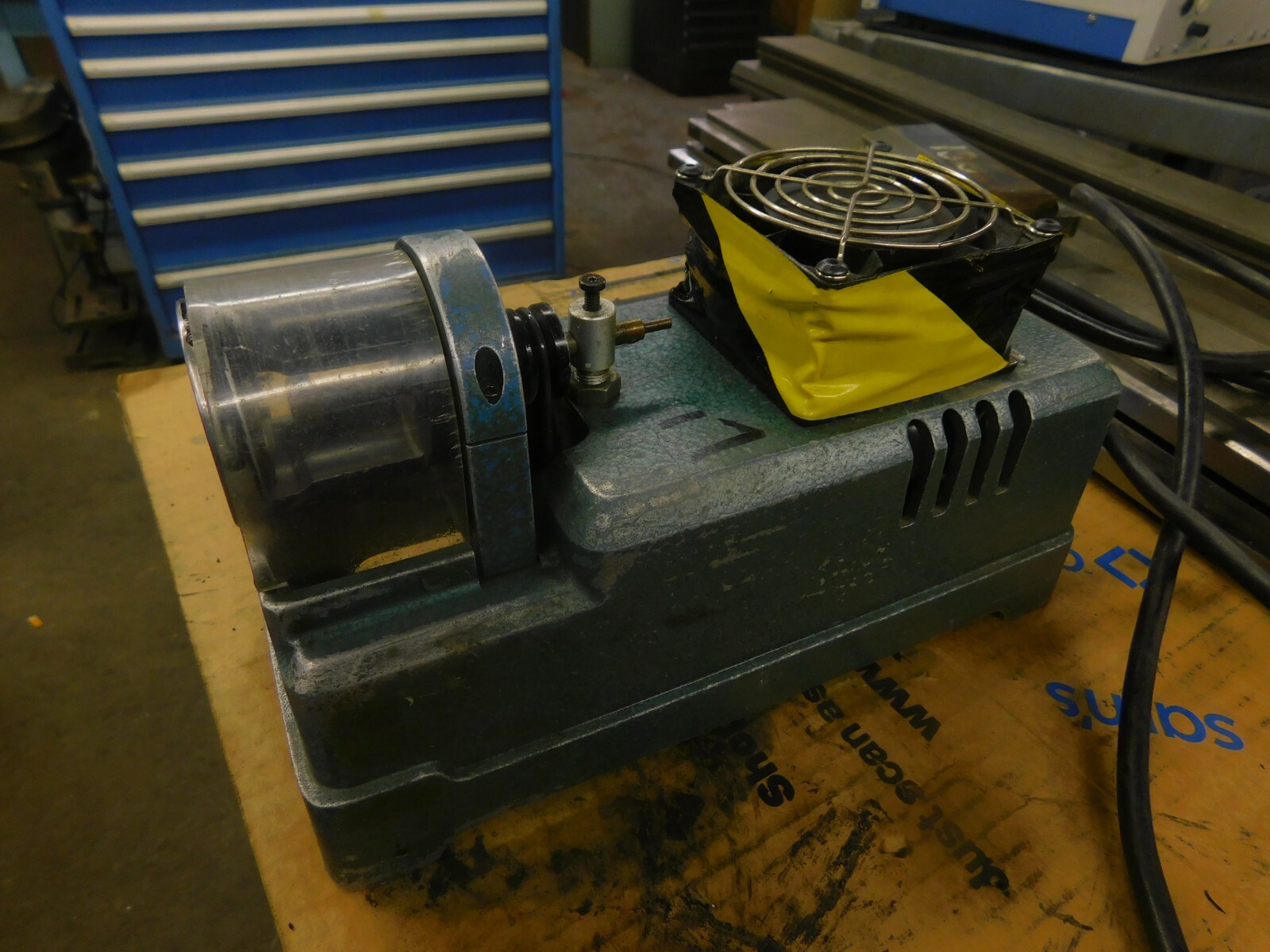 Carpenter Manufacturing Model 70-B Swing Blade Wire Stripper