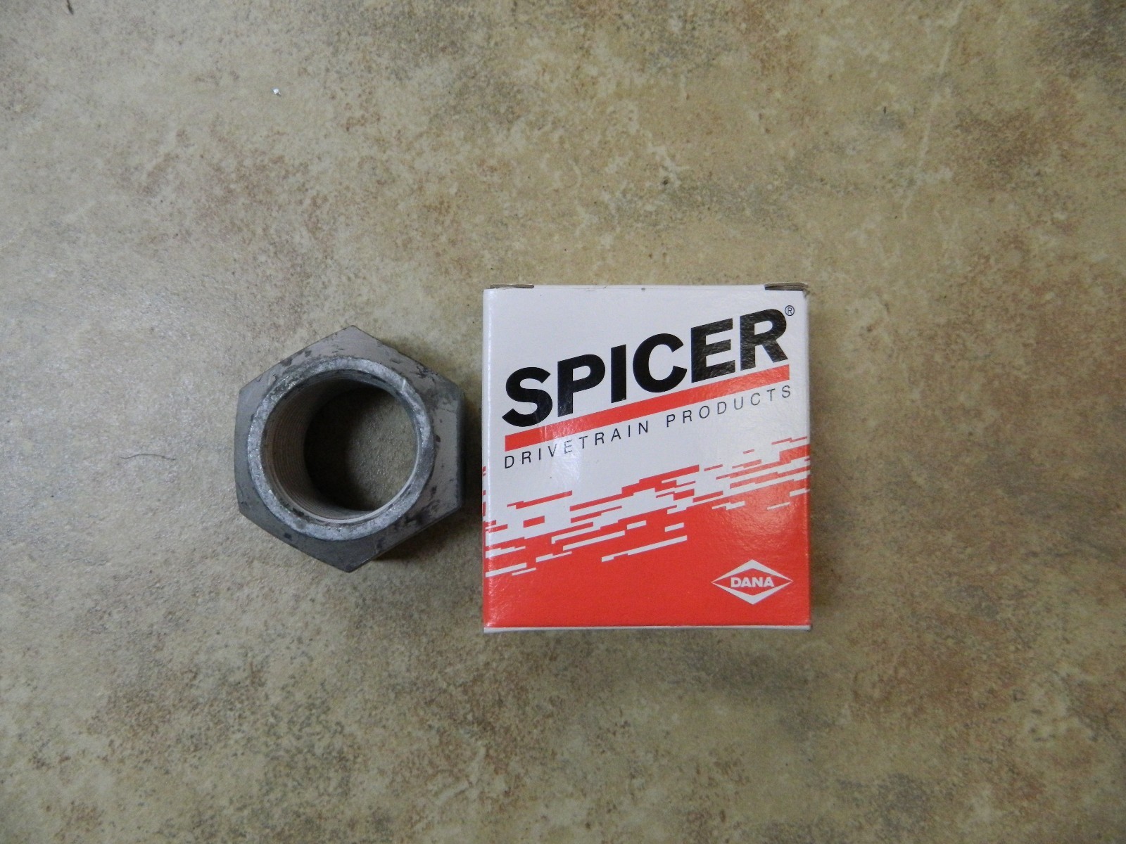 DANA 80 Spicer 37082 Pinion Lock Nut Chevy Ford Dodge Yoke 1 7/8" OEM 2001855