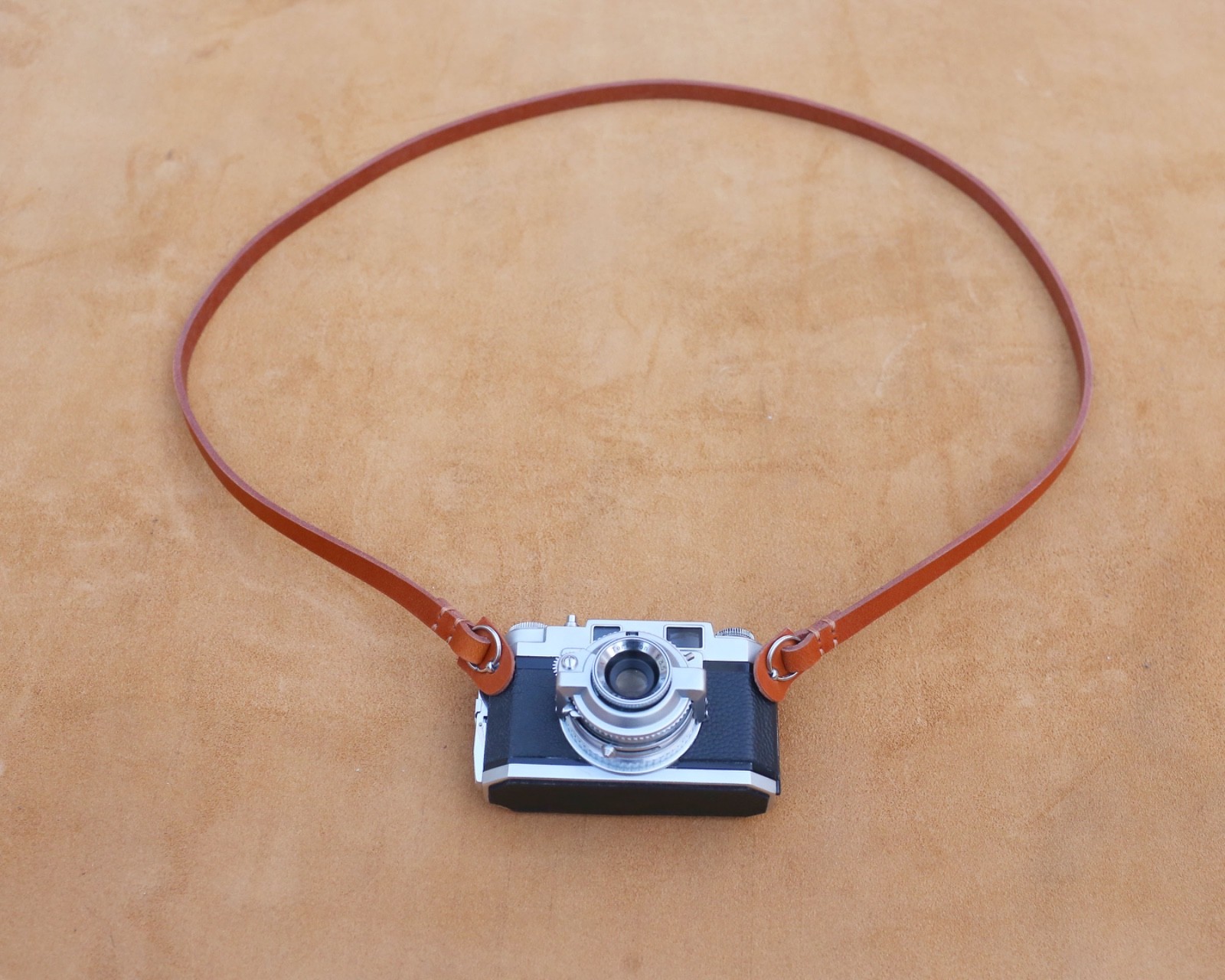Windmup Rugged Brown: Artisan Hand-Stitched Leather camera strap