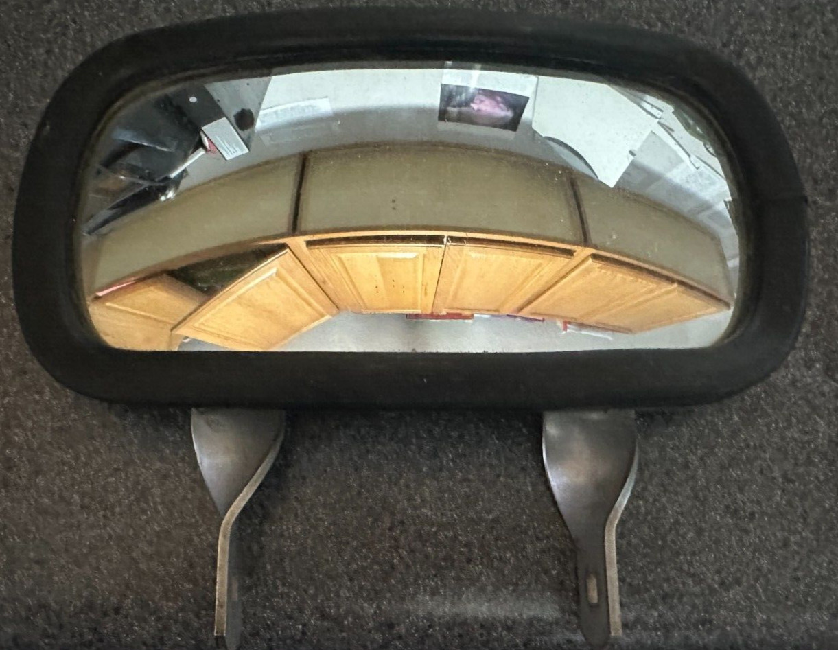 Freightliner FL70 ALUMINUM Right/Passenger Door Mirror - Used