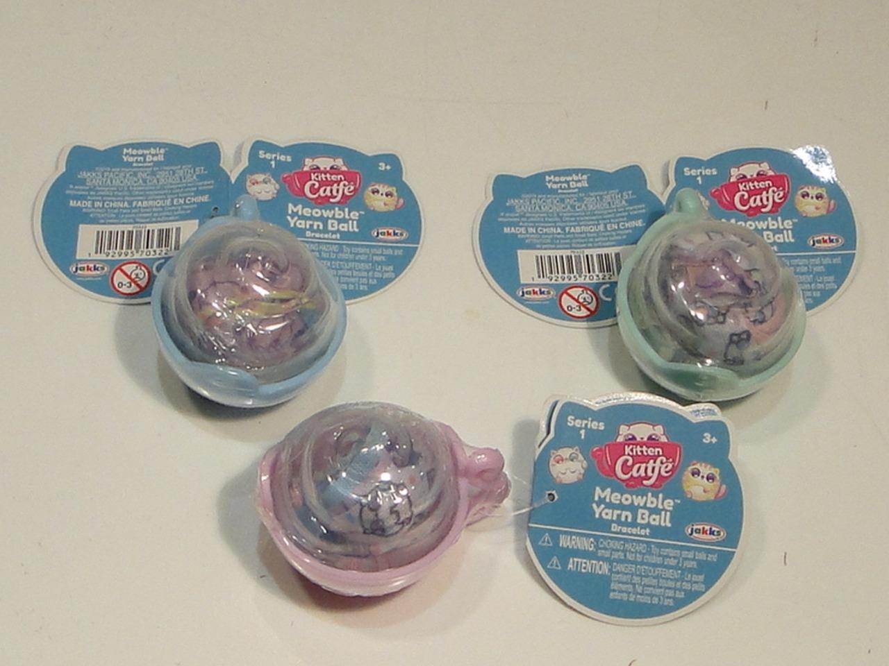 3 Kitten Catfe Meowble Yarn Ball Mystery Teacup Friendship Bracelet Charm NEW