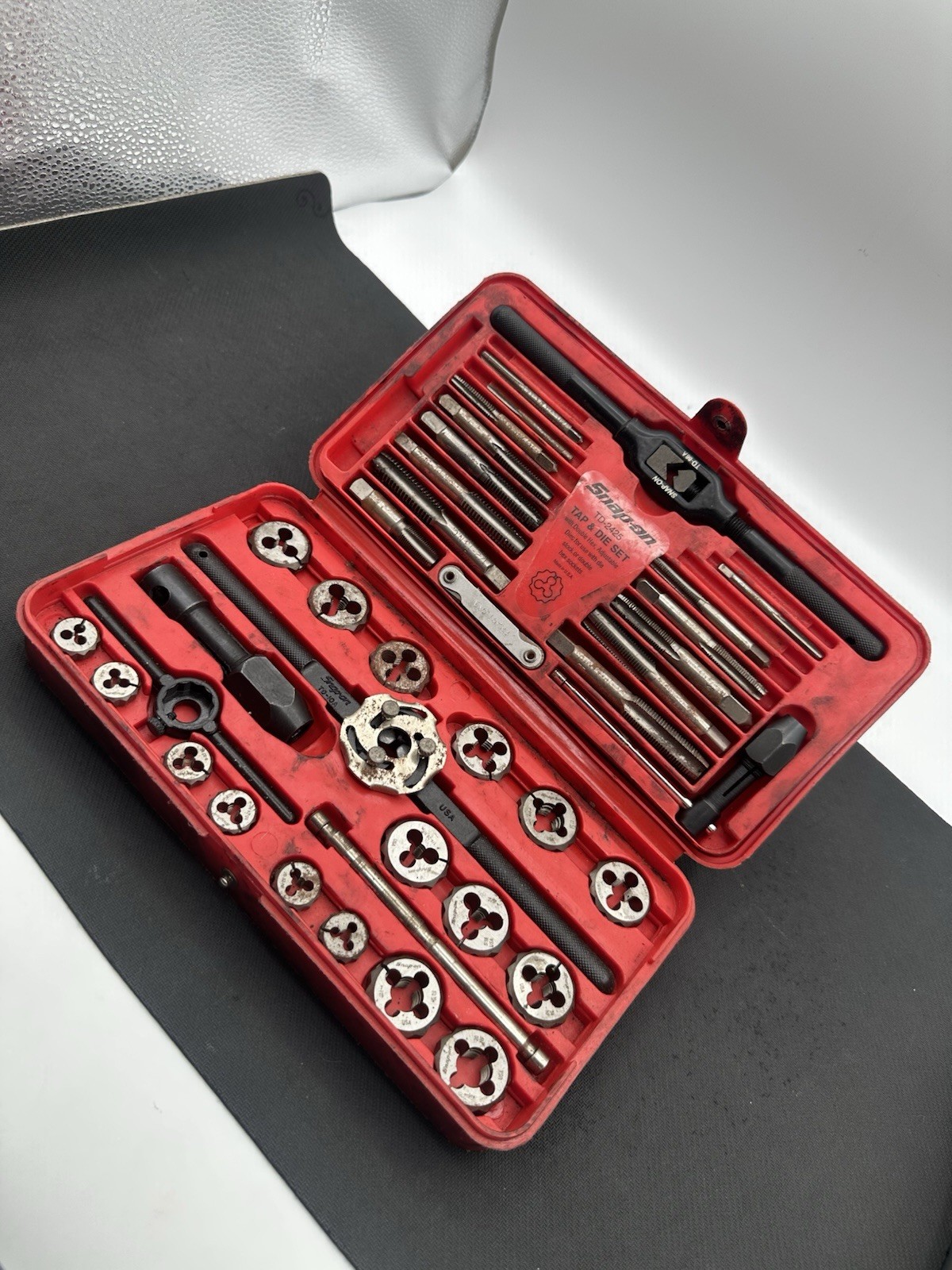 Snap On Tap And Die Kit - ¿G37004918