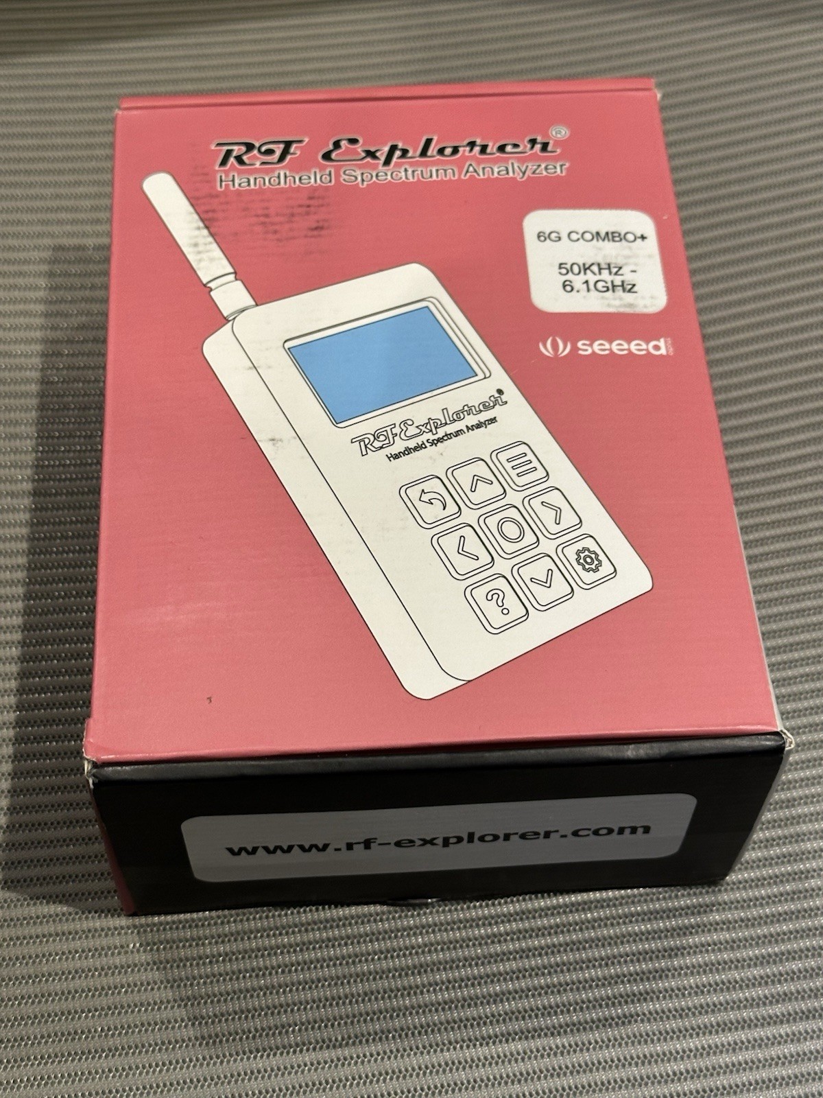 RF Explorer Spectrum Analyzer 6G Combo PLUS Slim (50kHz - 6.1GHz) - NEW - READ
