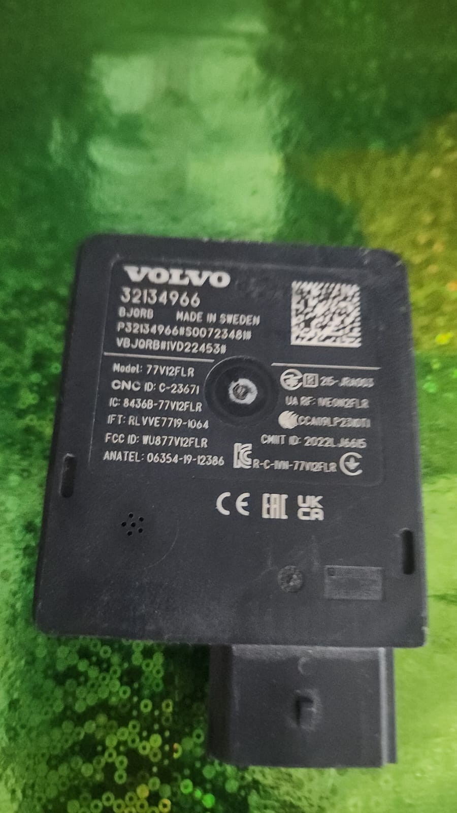 22 23 VOLVO XC60 FRONT  RADAR CRUISE SENSOR MODULE 32134966