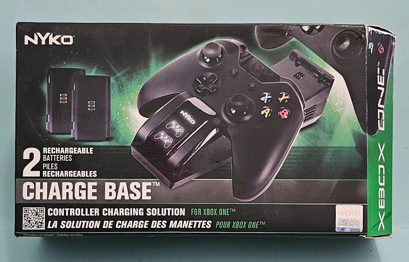 NYKO Charge Base for Xbox One with (2) Batteries (CONTROLLERS NOT INCLUDED) NEW