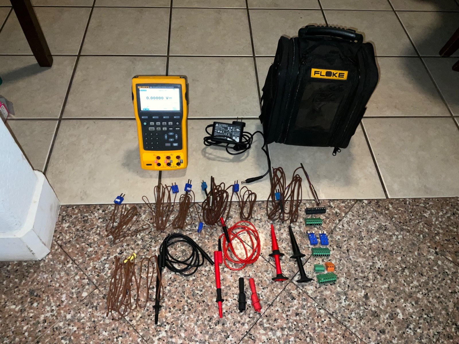 Fluke 753 Multifunction Documenting Process Calibrator