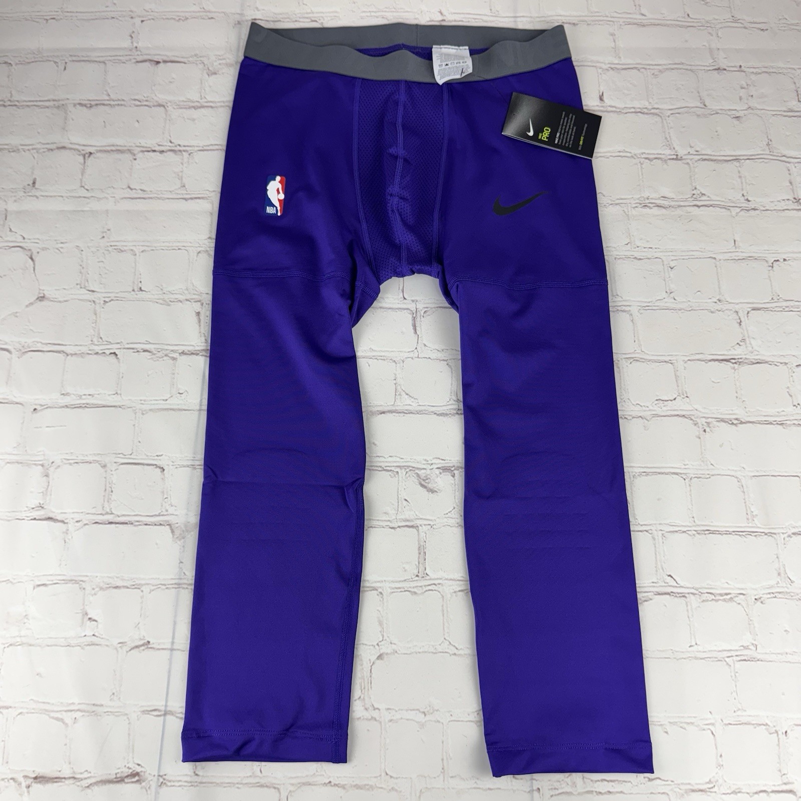 NBA Nike Pro Lakers Team Issue Purple Compression Tights 3/4 Pants Men's Large