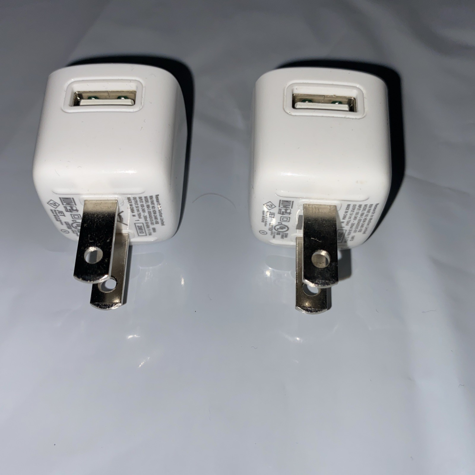 2 Pairs Blackberry RIM-C-0004ADUUS-001 USB AC Charger Adapter Power Plug - White