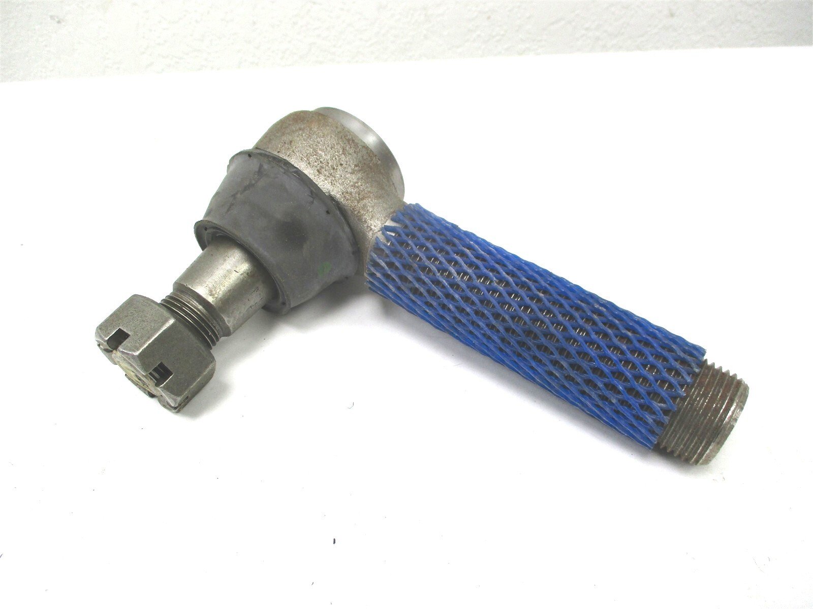 8226-L20SV8150B14 NEW GENUINE MACK TRUCK RH TIE ROD SOCKET L20SV8150B14