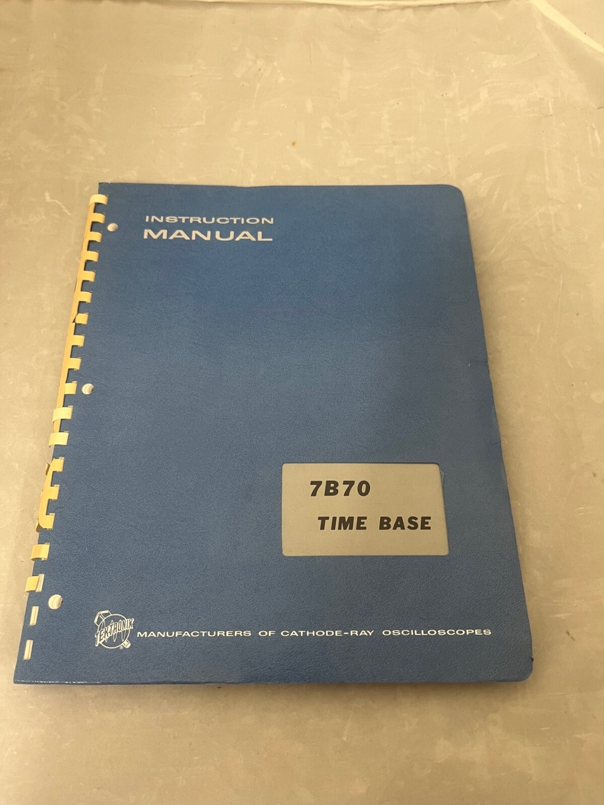Tektronix 7B70 Time Base Instruction Manual - PN 070-0982-00