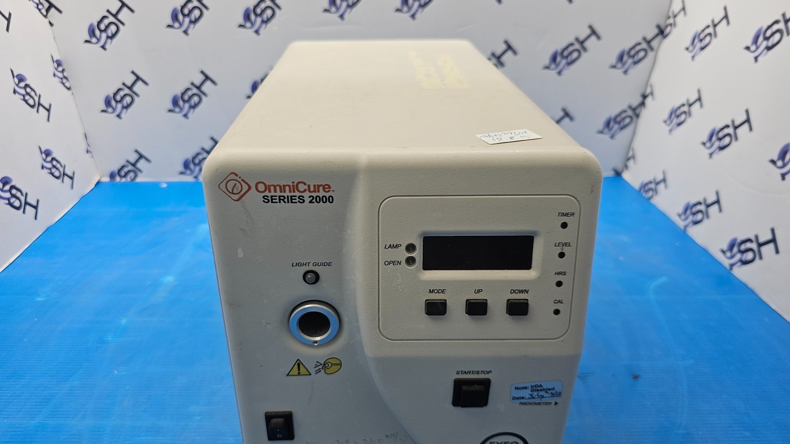 EXFO OmniCure Series 2000 UV Curing Light Source S2000