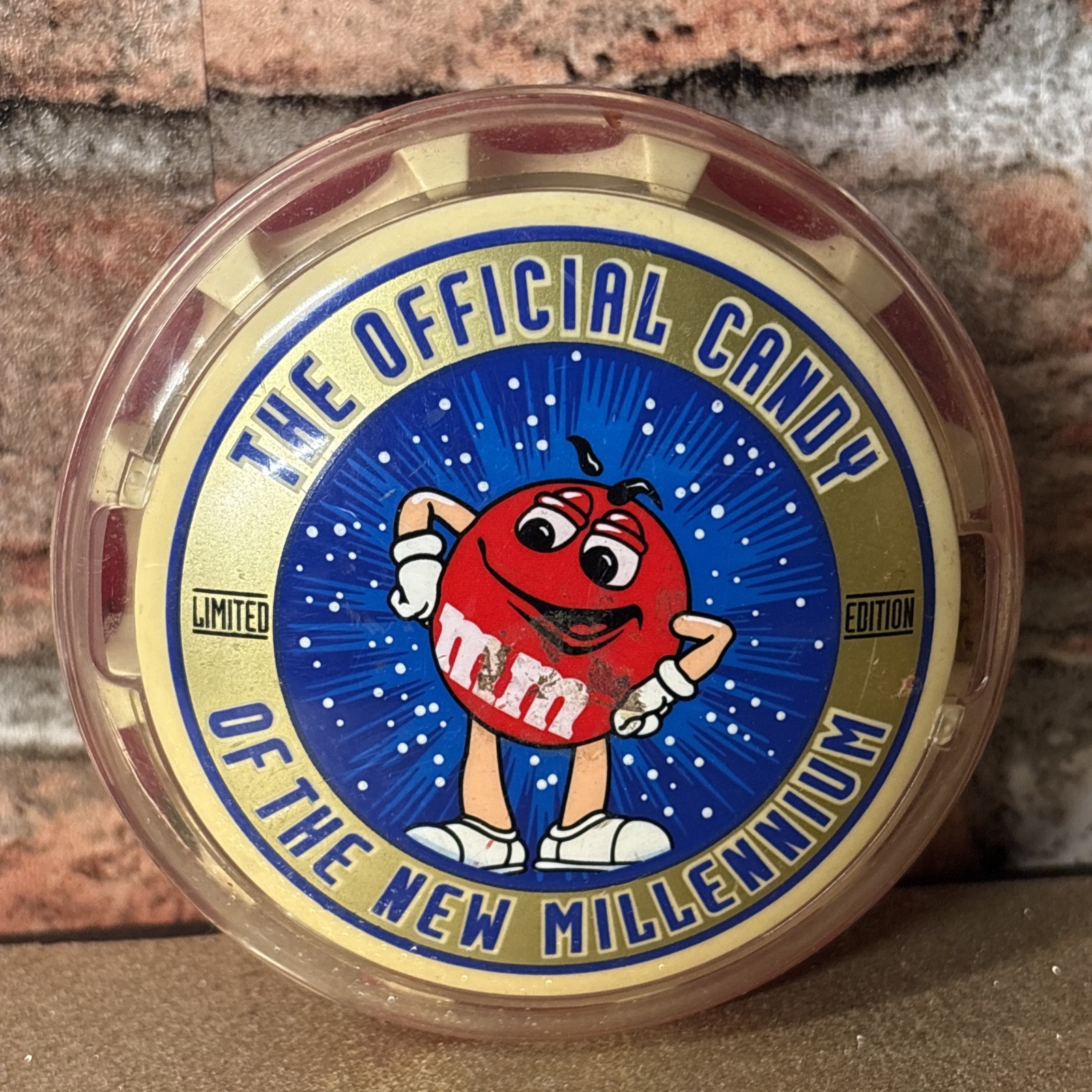 M&M VINTAGE MILLENIUM CANDY DISPENSER 2000 VERY RARE Untested