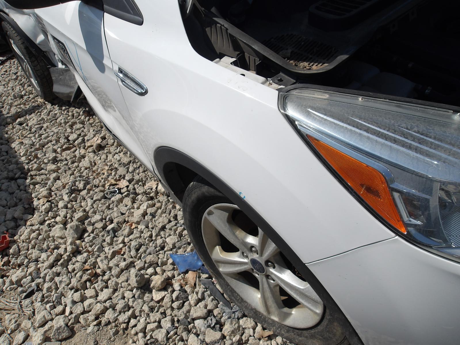 Used Transfer Case Assembly fits: 2014 Ford Escape Grade B