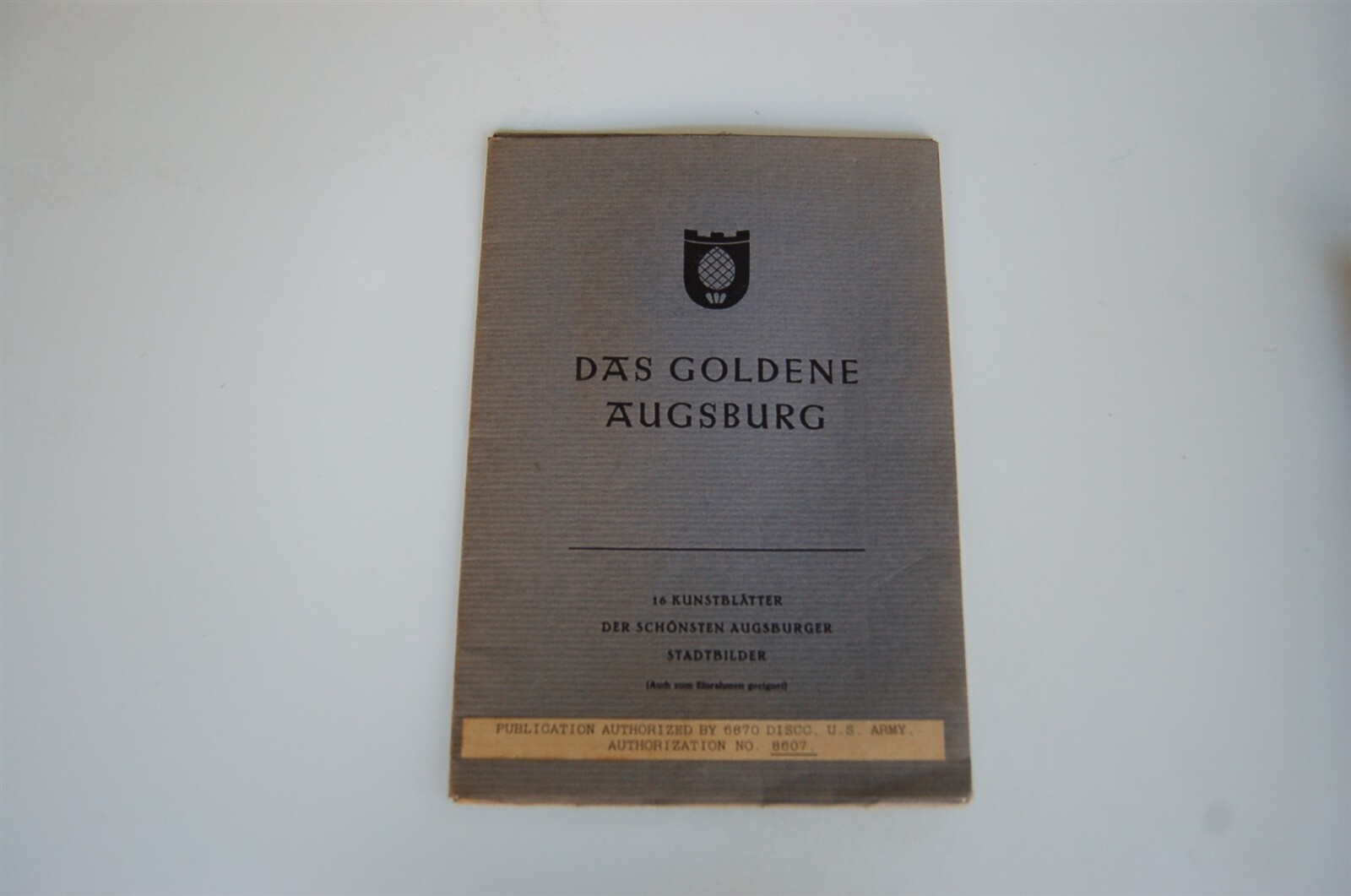 Vintage U.S. Army Das Goldene Augsburg Folder w/ Photos