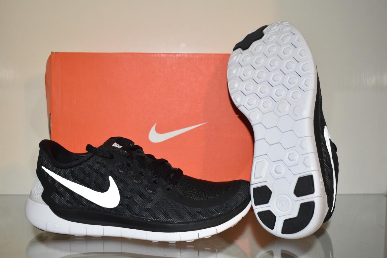 Nike Free 5.0 Grade School Youth Training Shoes 725104 001 Black NIB