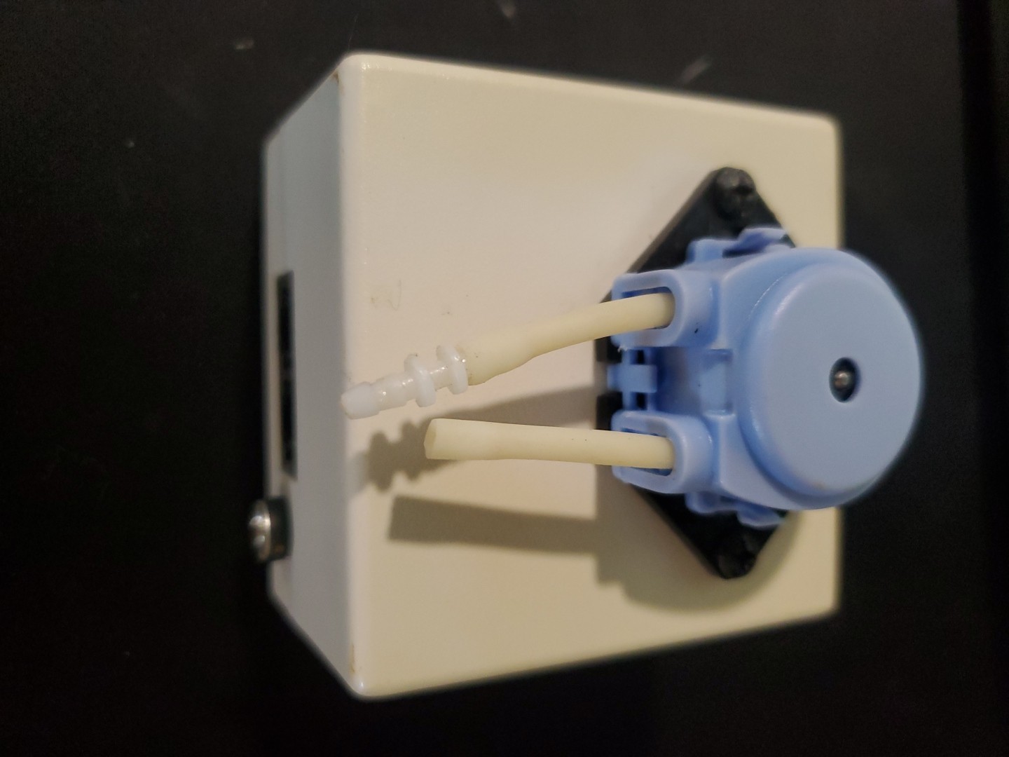 Growtronix Dosing pump 10-55 mL/minute