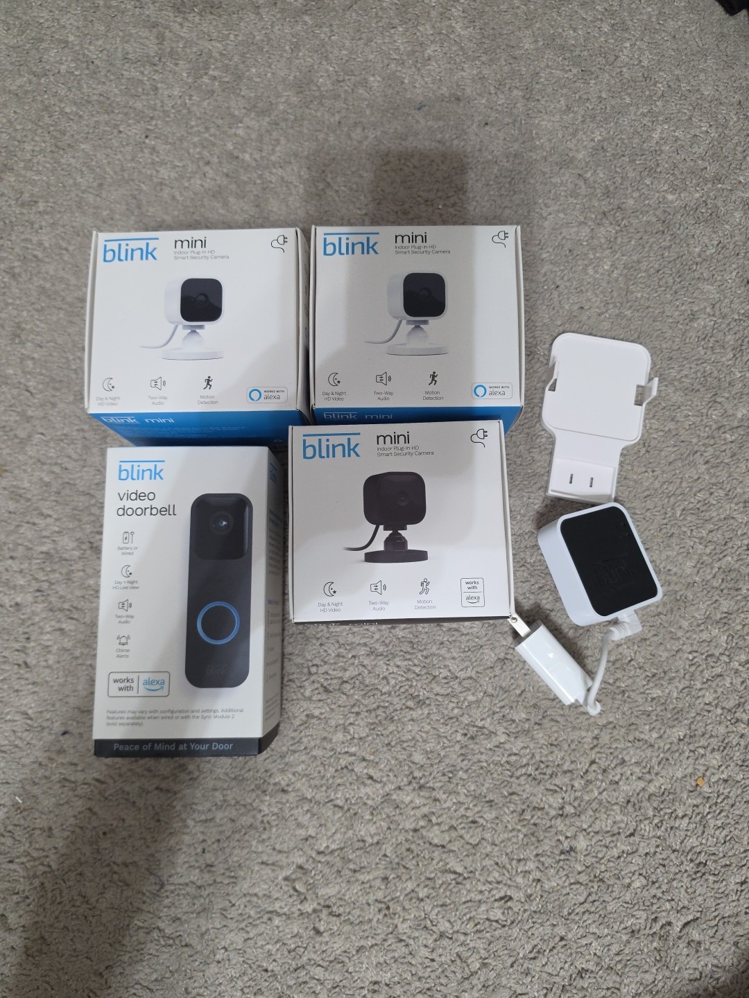 Blink Video Doorbell 3 Mini Indoor Plug-in Hd Camera + Sync Module 2 W/ Bracket