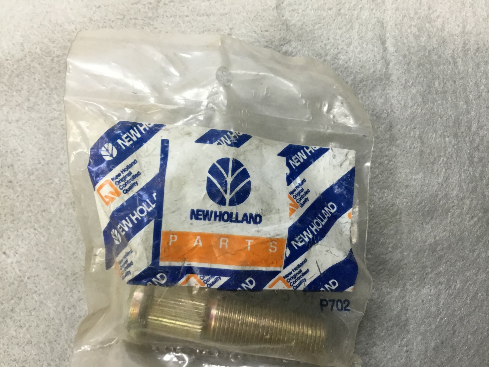 Case New Holland IH CNH Lug Bolt 83957574