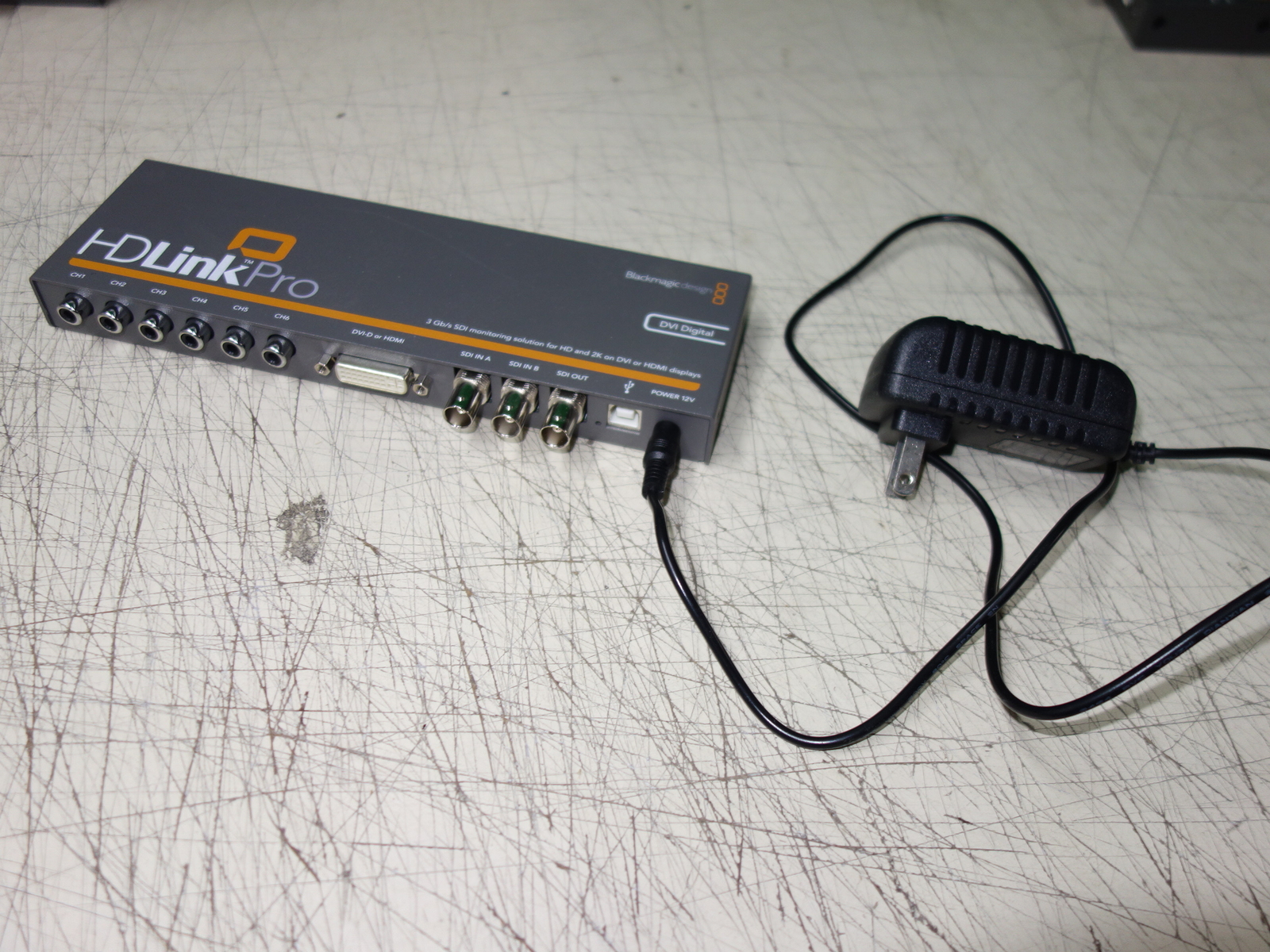 BlackMagic Design HD Link Pro DVI Digital - HDMI with Power Supply