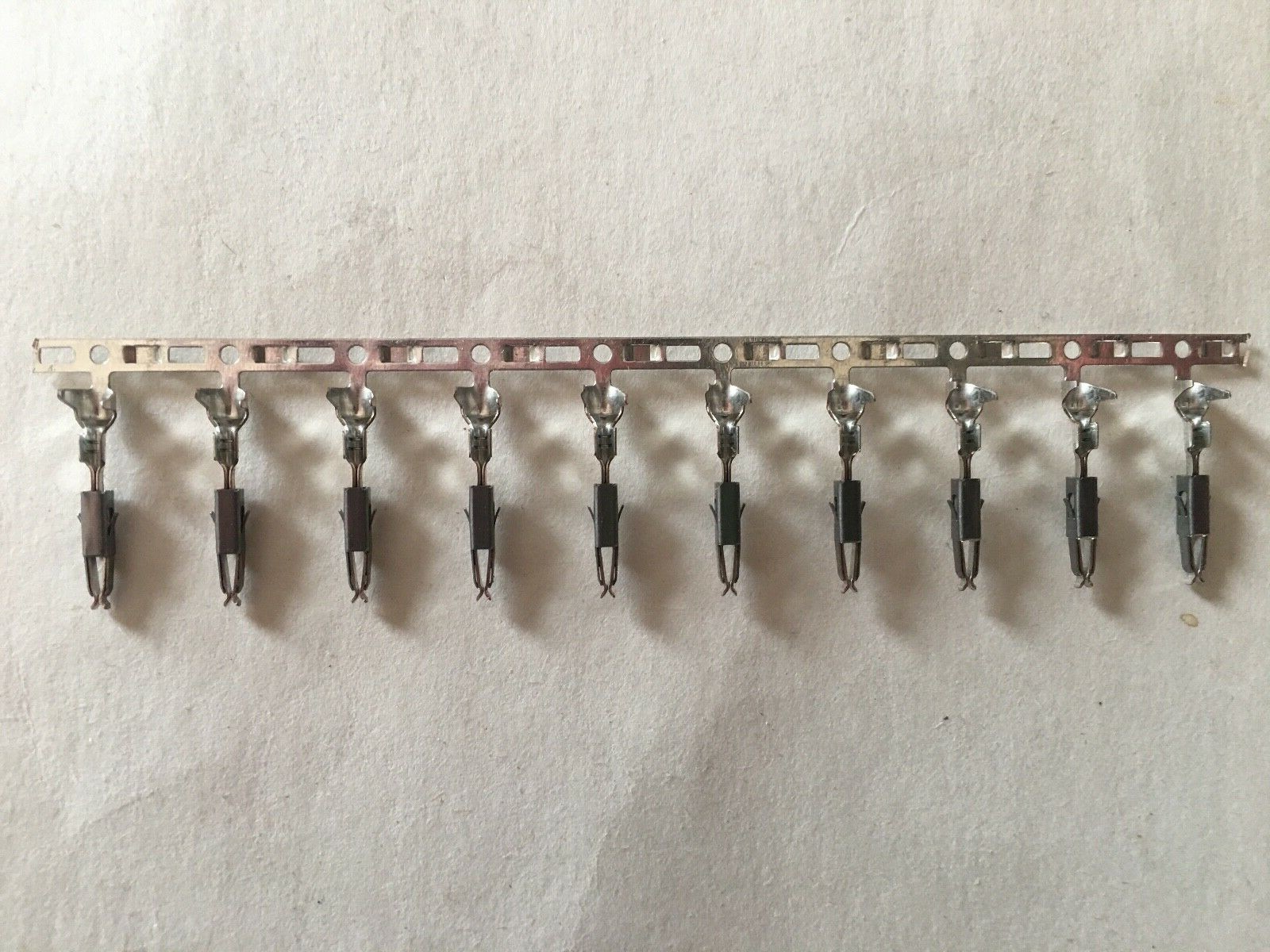 10x Genuine TE Connectivity AMP 969005-2 Micro Timer 2 Socket Terminal 24-20 AWG