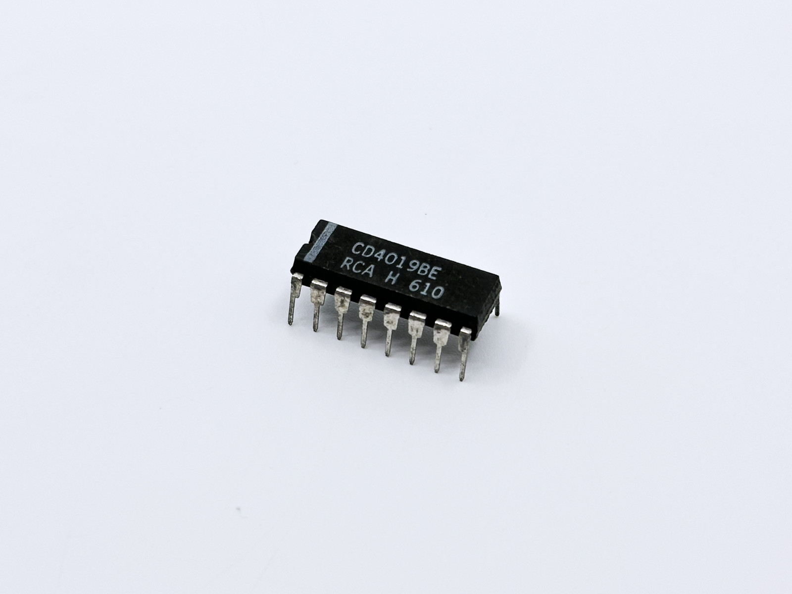 5PCS CD4019BE RCA Quad 2-Input AND-OR Select Gate CMOS DIP-16