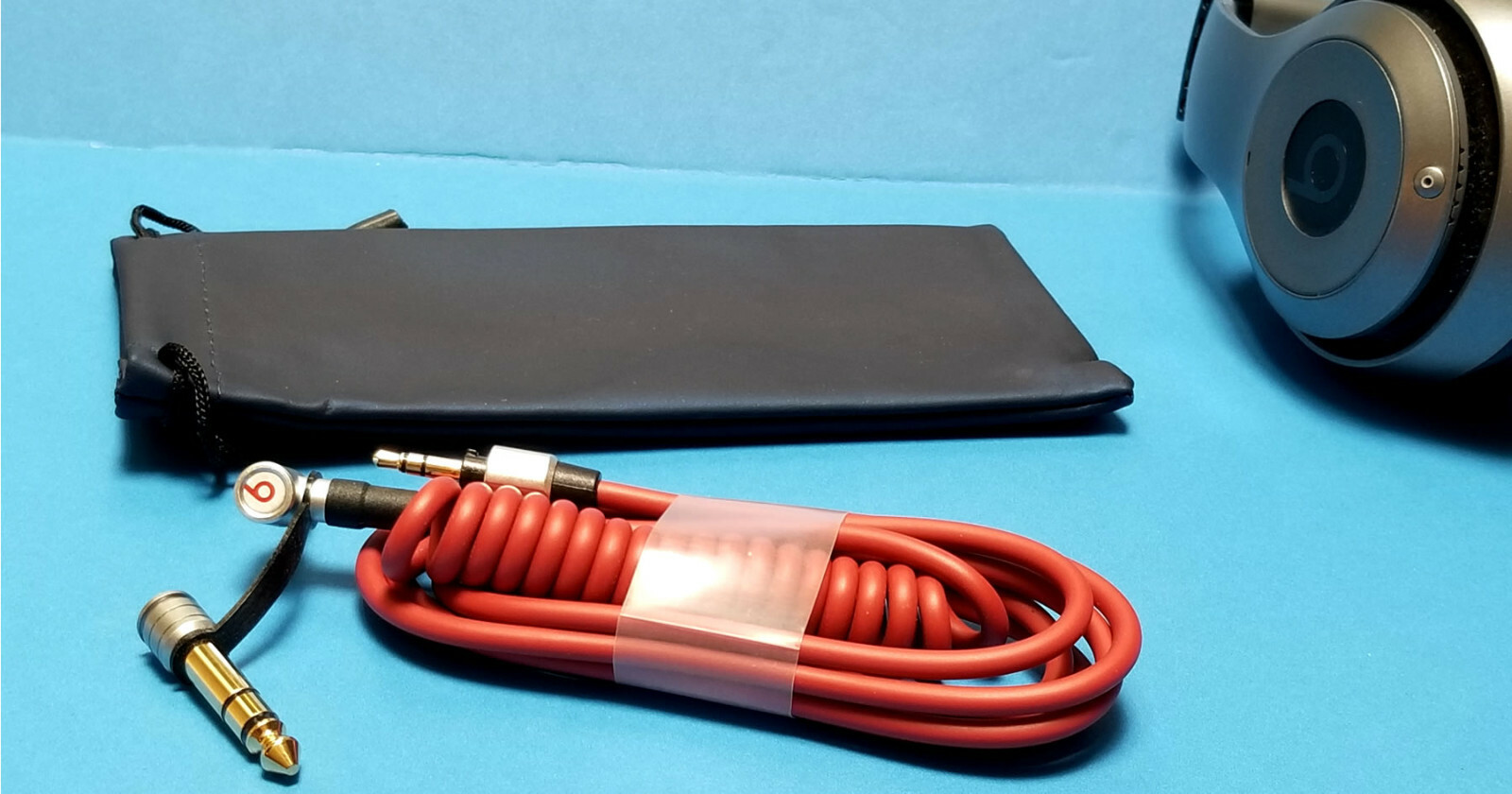 Audio Cable for Beats PRO DETOX.  Coiled Cable with 3.5 & 6.5 mm Male Connector