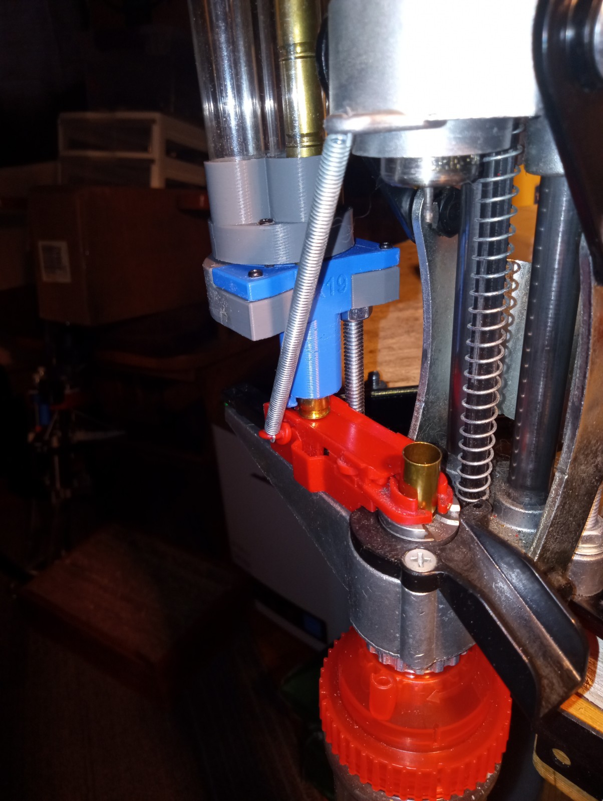 Lee APP/Pro 6000 Universal Case Feeder 3D Printed With 3 Case Adapters,No Adjust
