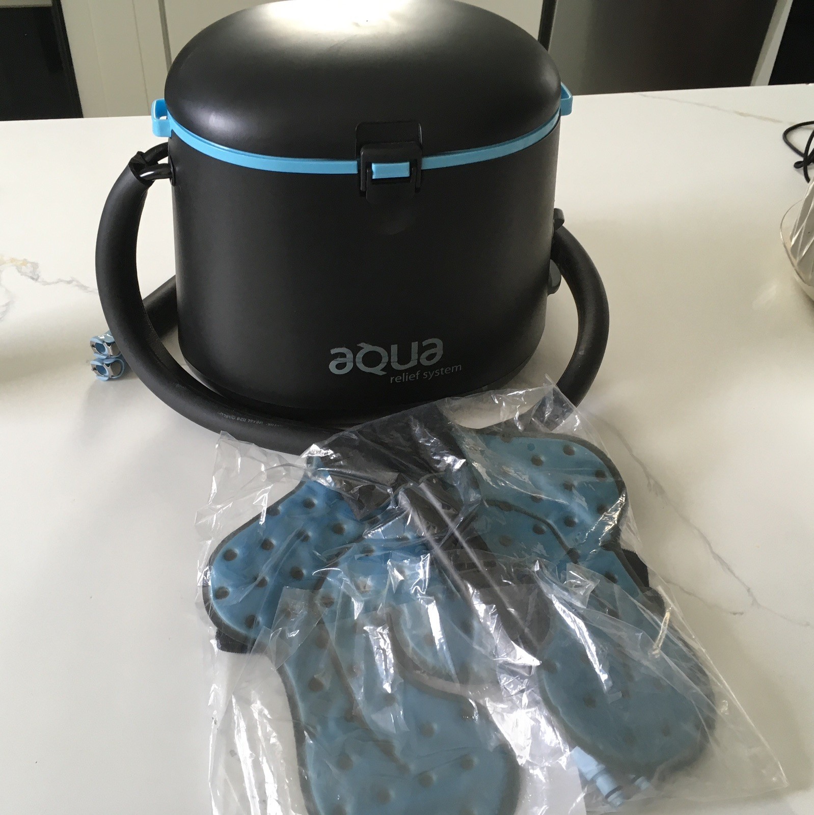 Aqua Relief System Hot WaterTherapy System Model ARS-2000D  Acessories OPEN BOX
