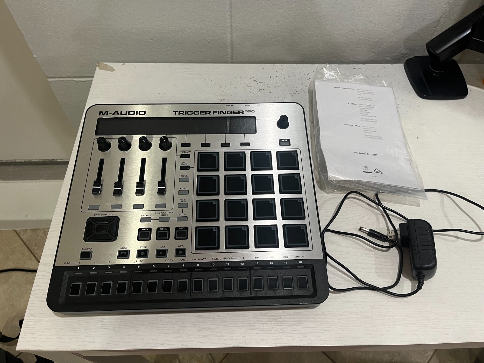 M-Audio Trigger Finger Pro USB MIDI Pad Controller Sequencer