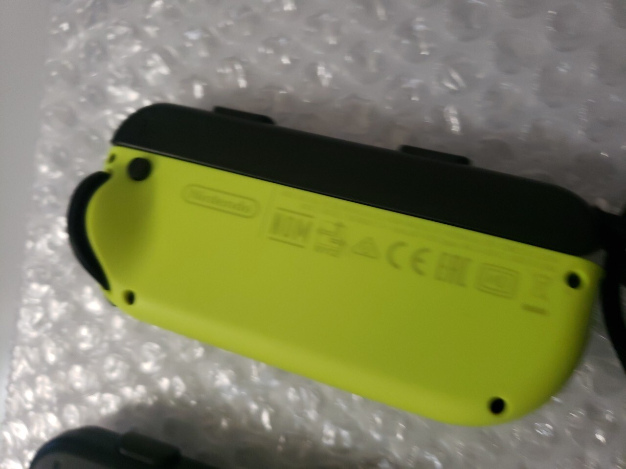 Nintendo Joy-Con (L/R) Wireless Controllers Switch - Blue/Neon Yellow, VG REFURB
