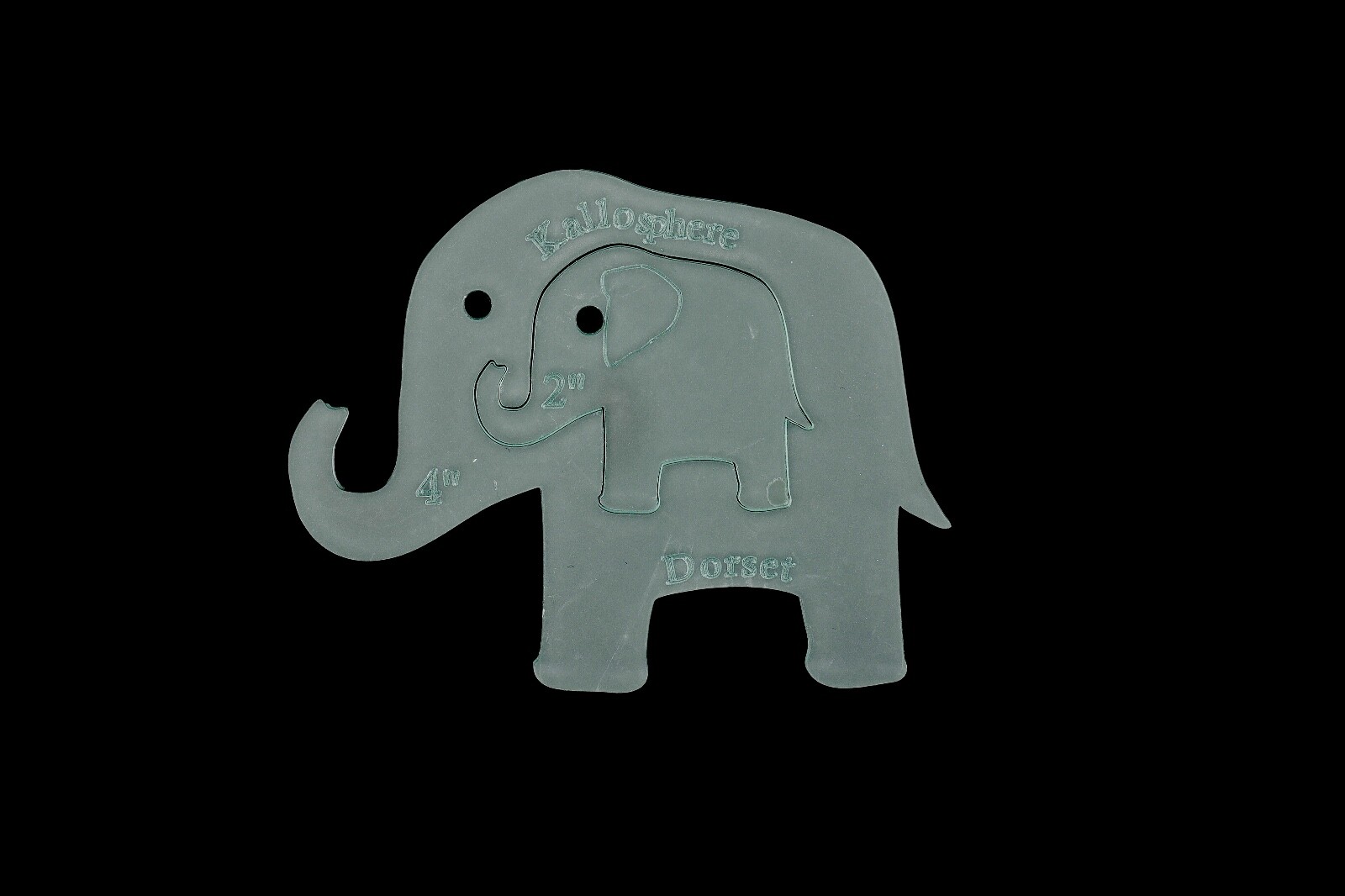 An acrylic Duo of elephant sewing/craft templates - 6”