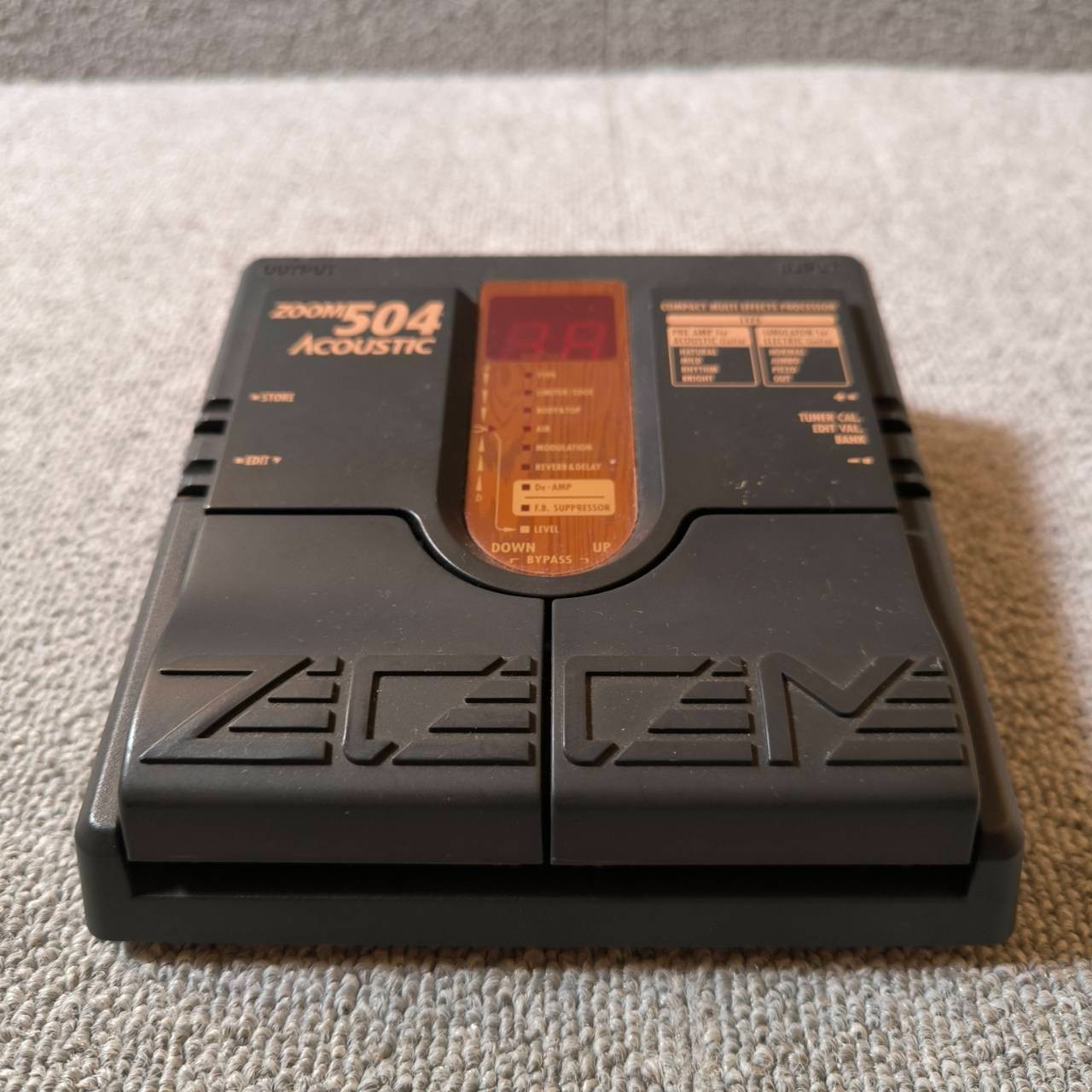 Zoom 504 Acoustic Guitar Effects Processer Compact Multi Effecter From JP ※READ