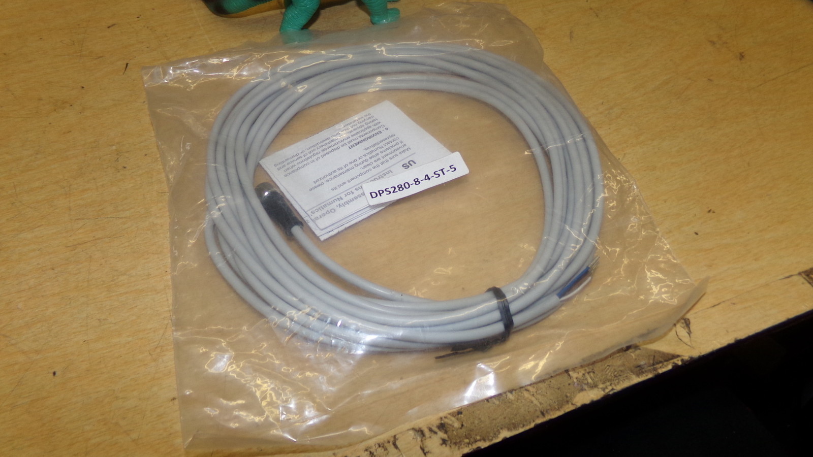 NEW DPS280-8-4-ST-5 Grey Cable Pressure Sensor *Free Shipping*
