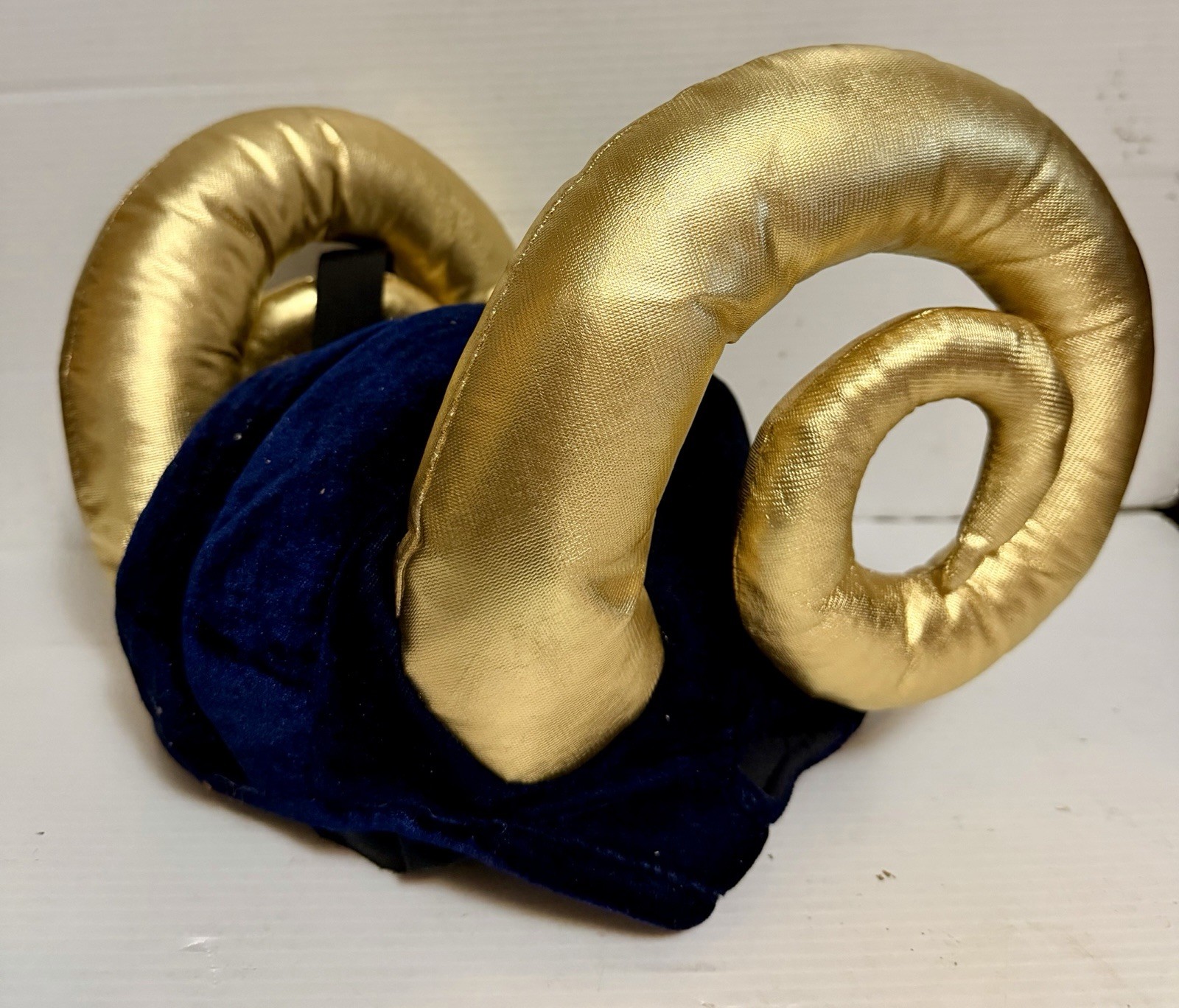 Rare LA Rams NFL Elope Ram Horn Costume Hat Gold Horns VTG EC HTF Fast Shipping