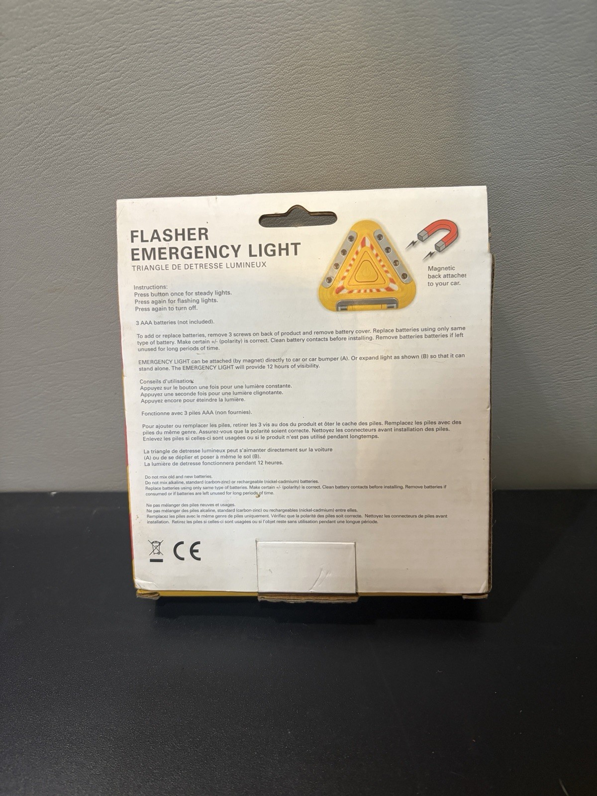 Flasher Emergency Light w/ 2 Settings & Magnetic Back Or Self Standing (NEW)