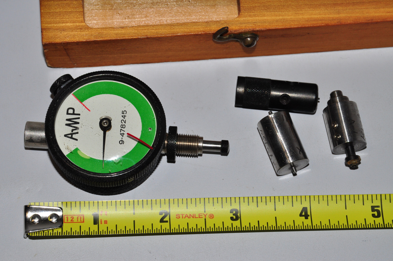AMP DIAL INDICATOR 9-478245 Tool w/ Box and Stems