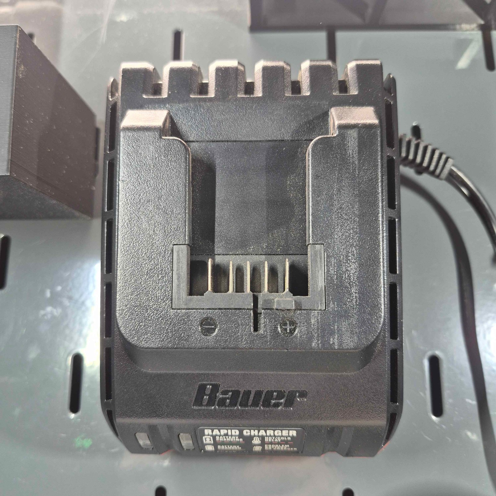 Bauer Charger Mount For US General/Icon Hutch