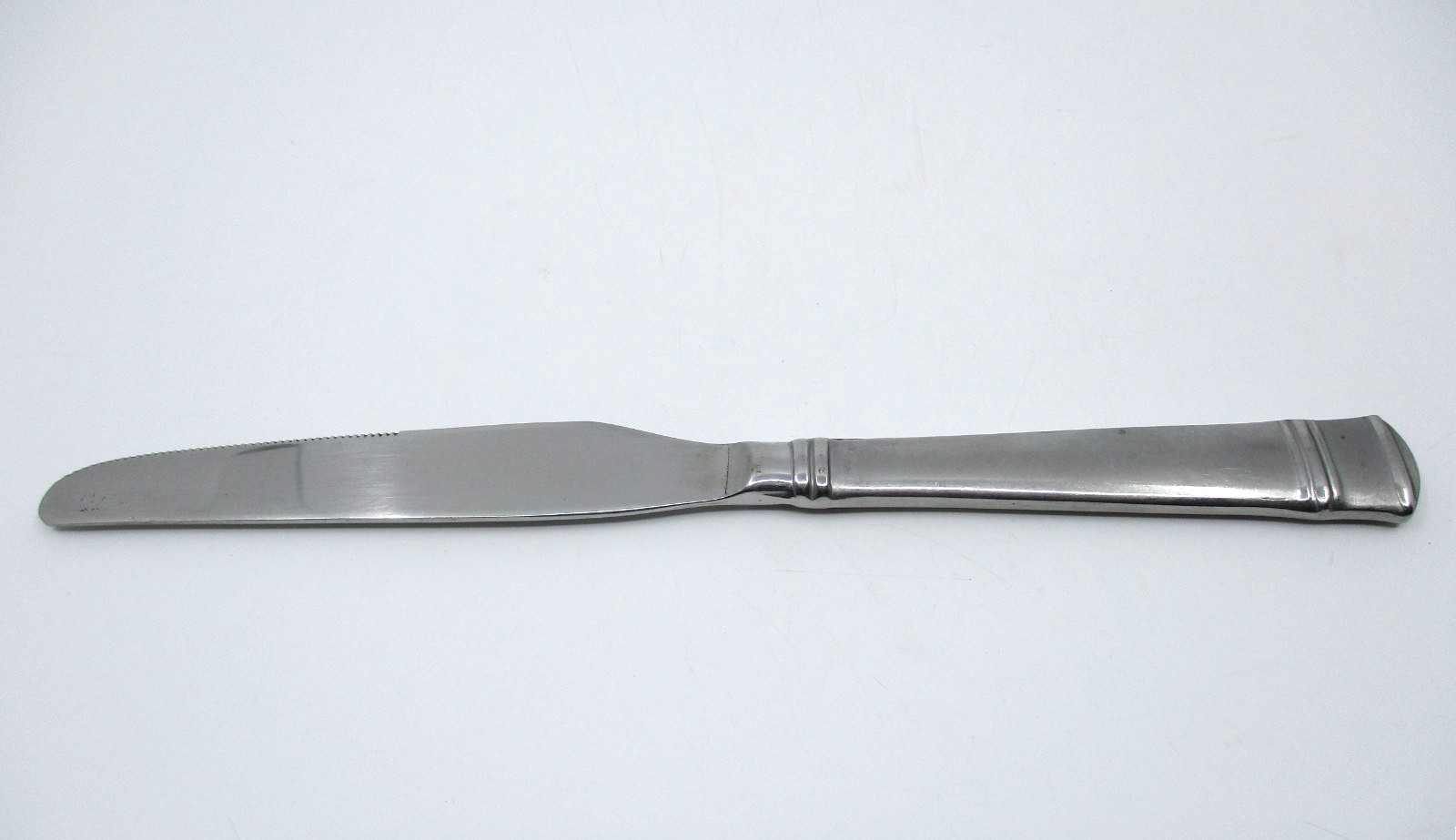 ONEIDA STAINLESS TIRAMISU DINNER KNIFE - 9 5/8" 03H