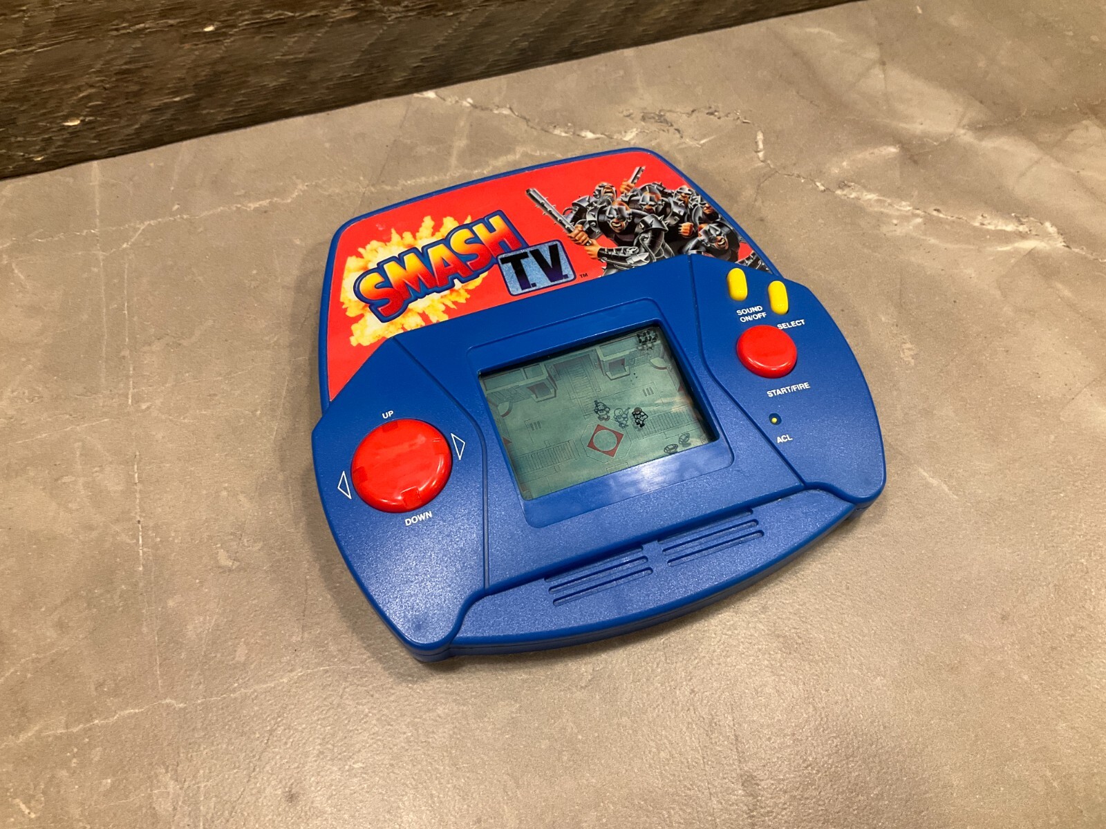 Acclaim Entertainment Vintage 1991 Smash TV Blue Working Tested No Battery Cover