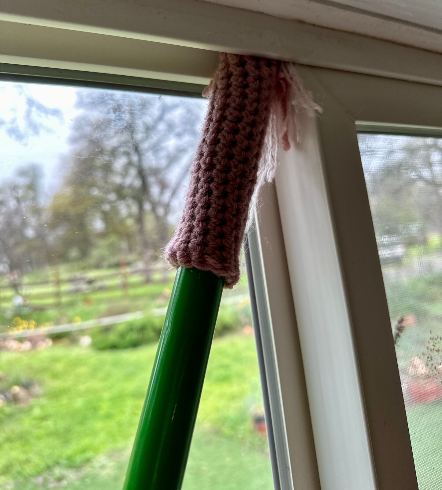 Cobweb Duster Eco-Friendly Reusable Handmade Crochet Lilac Corner Cleaner