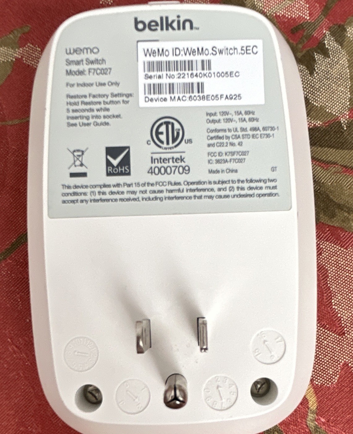 Belkin WeMo Wi-Fi Smart Plug Switch F7C027 White 1-Outlet 120V 1800W