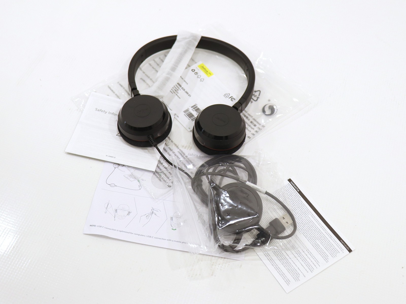Jabra Evolve 20 W04P USB/USB-C Wired Black HSC016 Headset