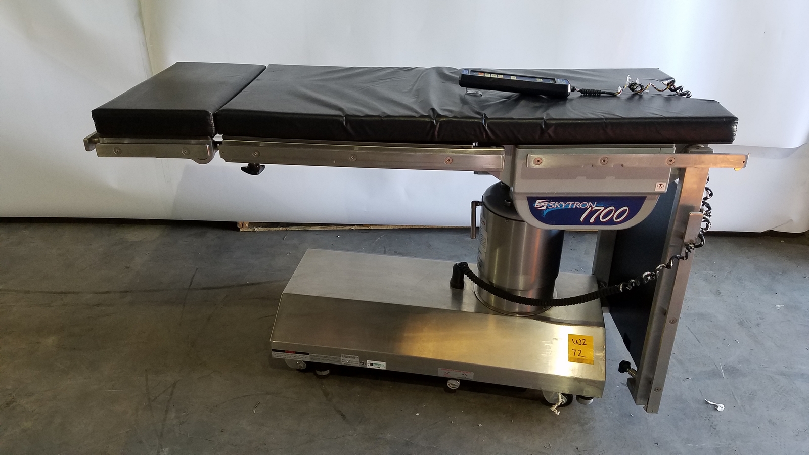 Skytron 1700 Surgical Table With Hand Control