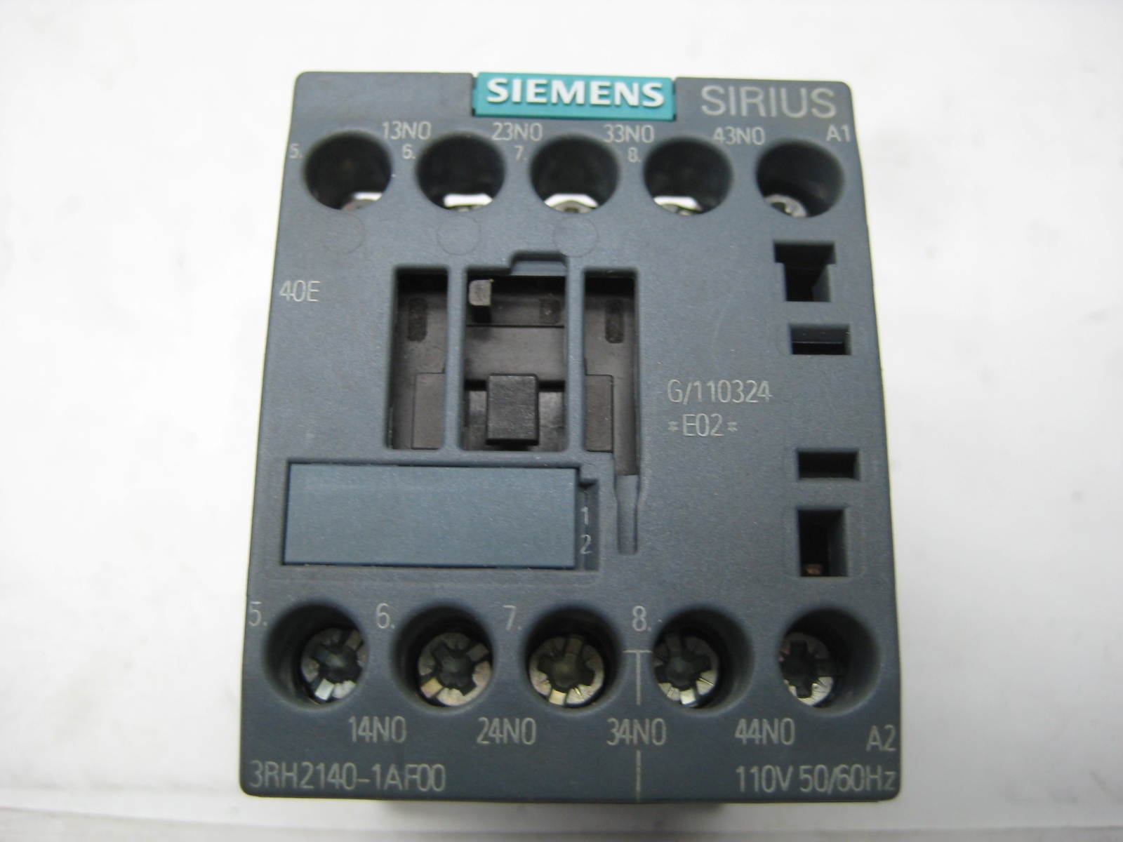 SIEMENS 3RH2140-1AF00 RELAY NSNP