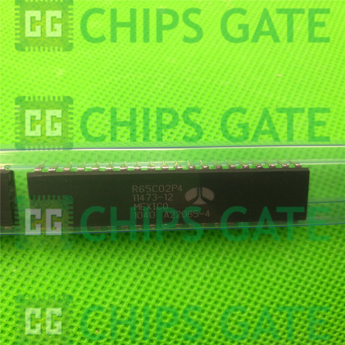 2PCS R65C02P4 MICROPROCESSORS(CPU) DIP-40