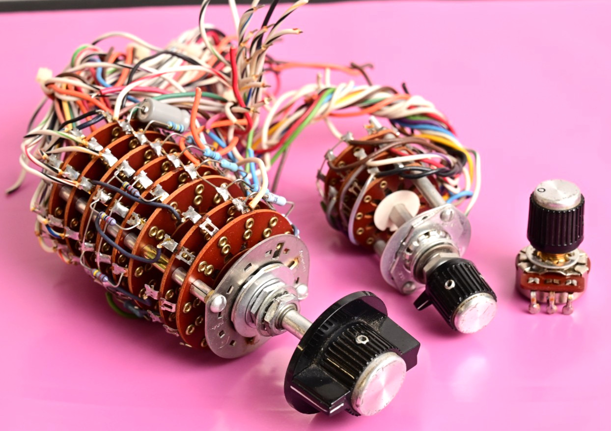 Lot of 2 Centralab Rotary Switches & Potentiometer Vintage Knobs PA-301