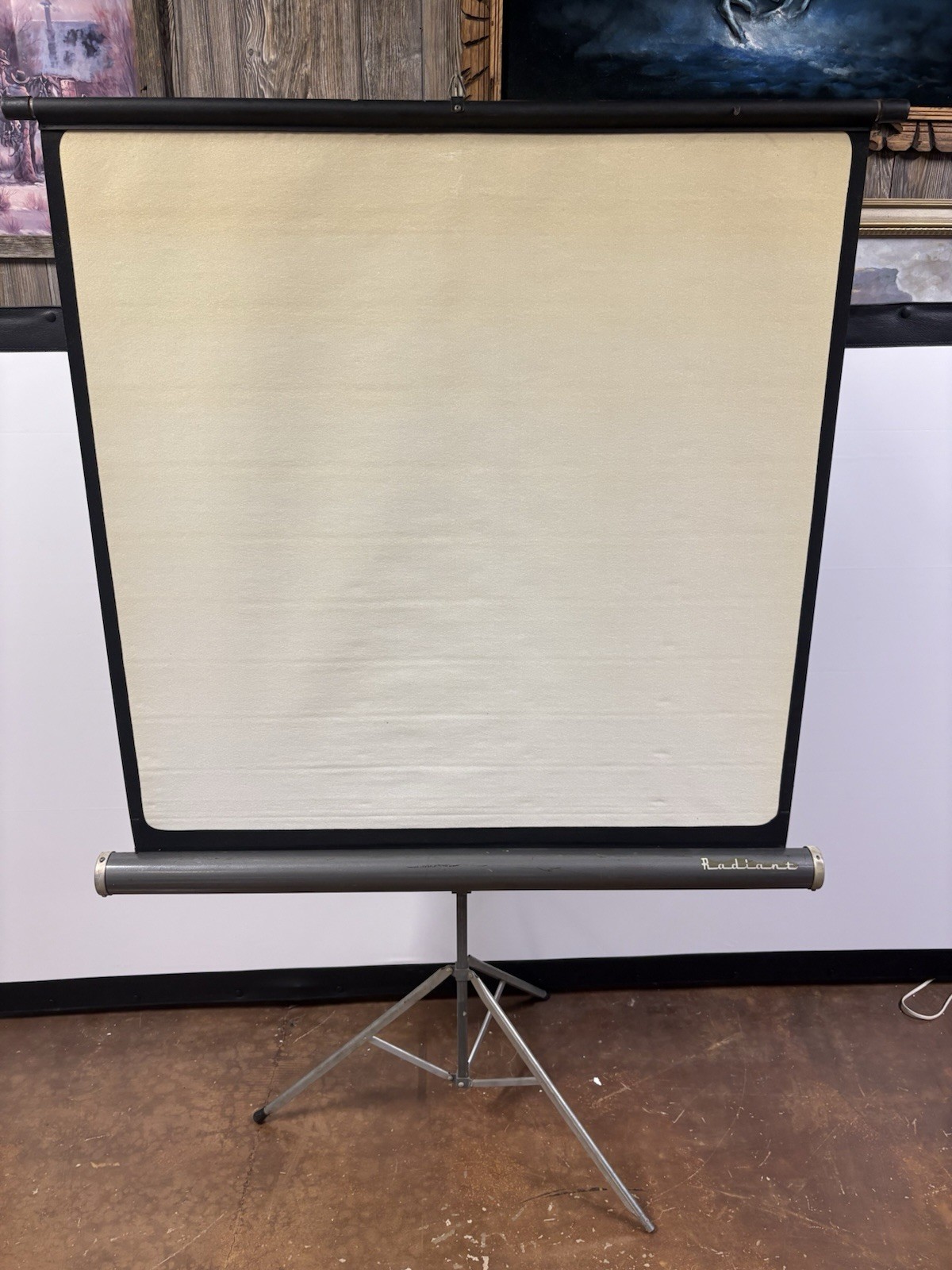 Vintage MCM Radiant Tripod Projector Screen Master 38"x38" Adjustable Portable