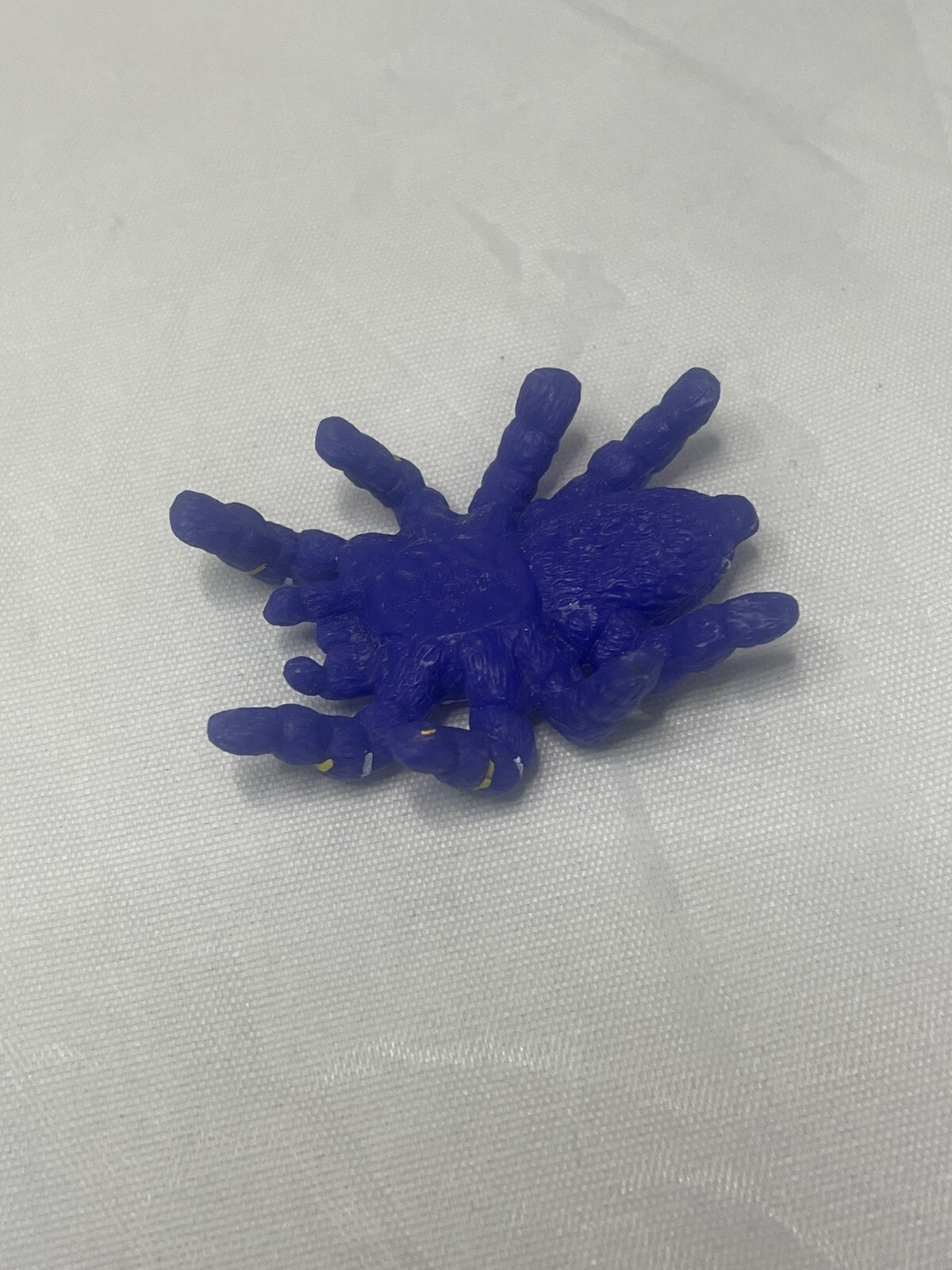 YOWIE Peacock Tarantula Animals with Superpowers Collection 2" Purple Spider Fig